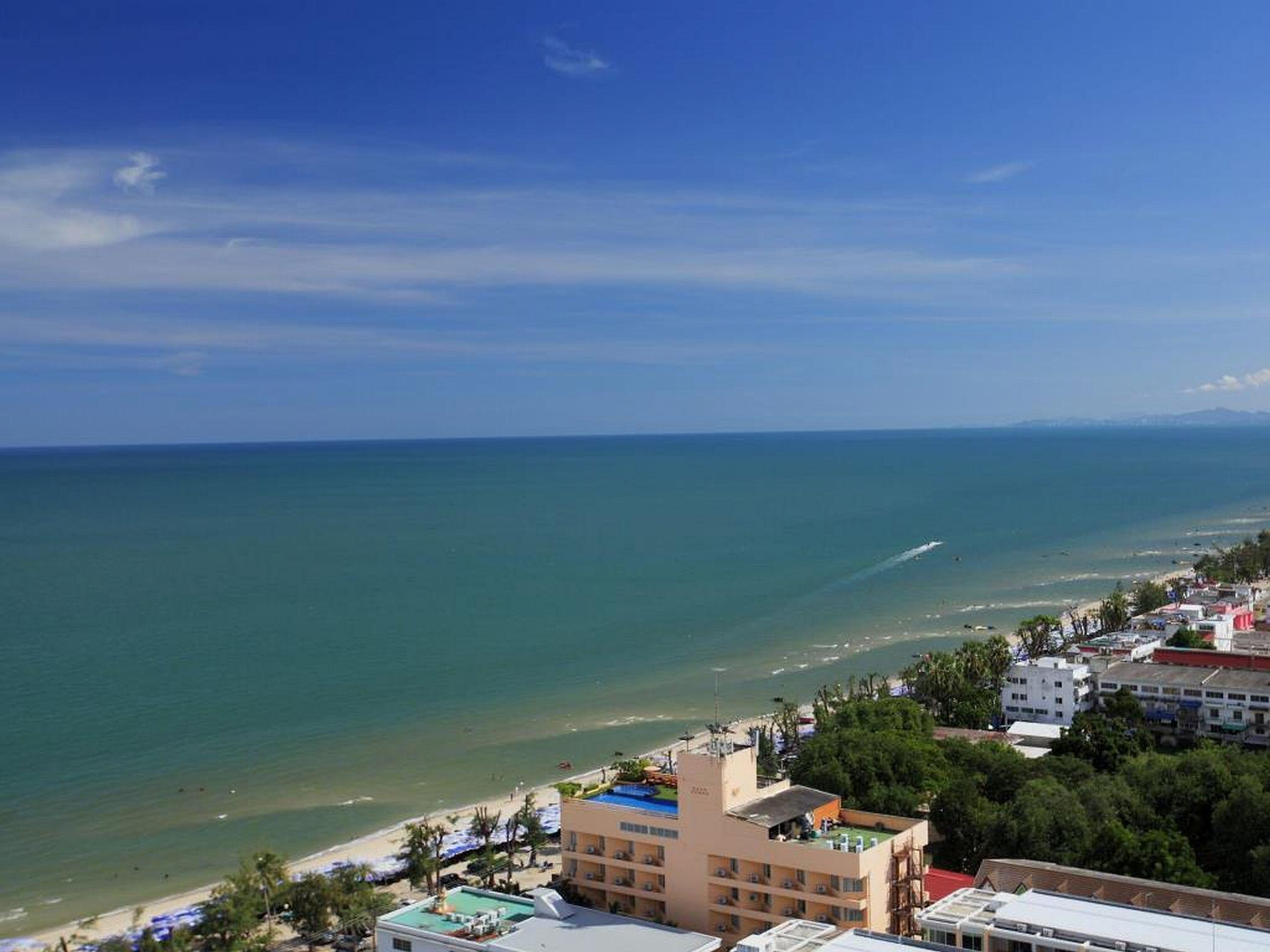 Golden Beach Cha-Am Hotel Bagian luar foto