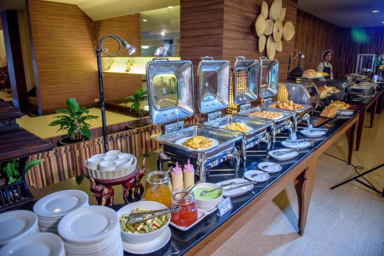 Golden Beach Cha-Am Hotel Bagian luar foto